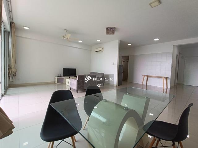 Le Yuan Condo, Happy Garden FREEHOLD 1710 sqfeet low floor, pool and beach view 4 rooms 4 bath 2 Carparks Sale RM 850,000. Please contact KC Chia 012 2323. Wasap. My/60122323208/ k