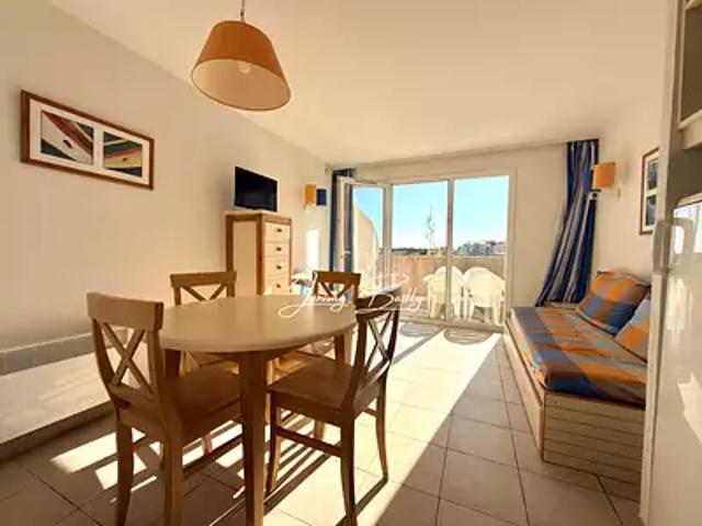 Le Barcarès 66420 Achat / Vente appartement 2 pièces t2 au dernier étage piscine