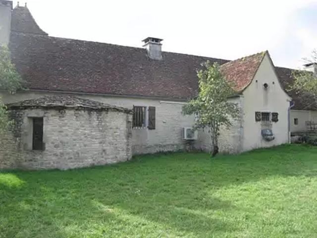 Le Bastit 46500 Achat / Vente maison 6 pièces t6 parking