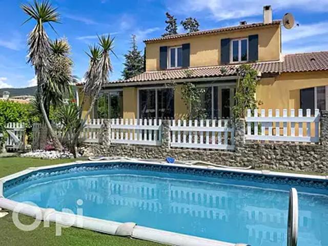 Le Beausset 83330 Achat / Vente maison 5 pièces t5 piscine jardin