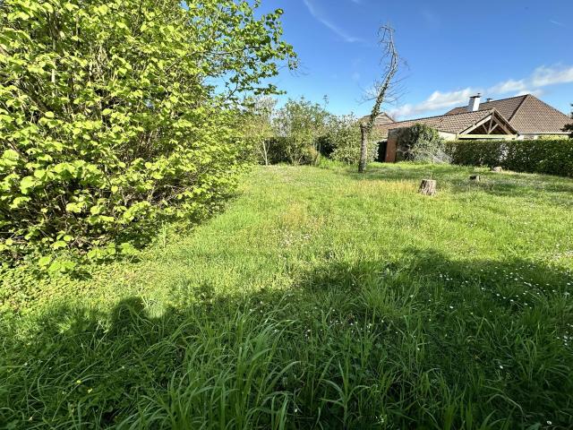 Le BIGNON terrain 371m2 proche bourg