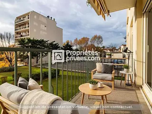 Le Bourget 93350 Achat / Vente appartement 2 pièces t2 cave