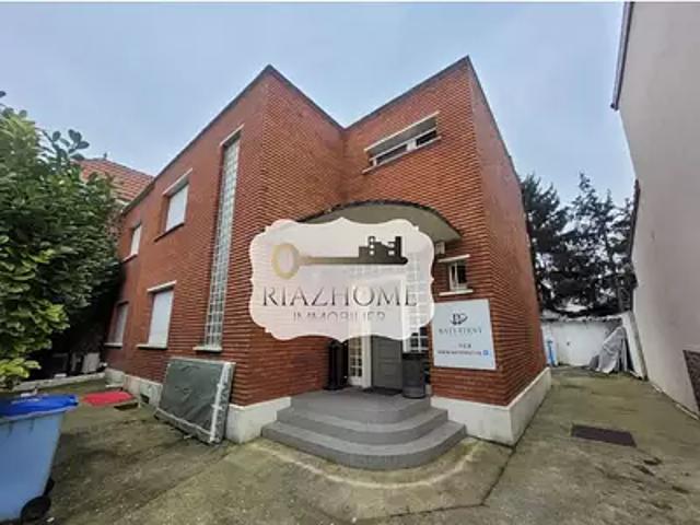 Le Bourget 93350 Achat / Vente immeuble