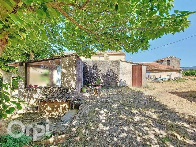 LE BRULAT DU CASTELLET, Au milieu des vignes, Maison T4, garage