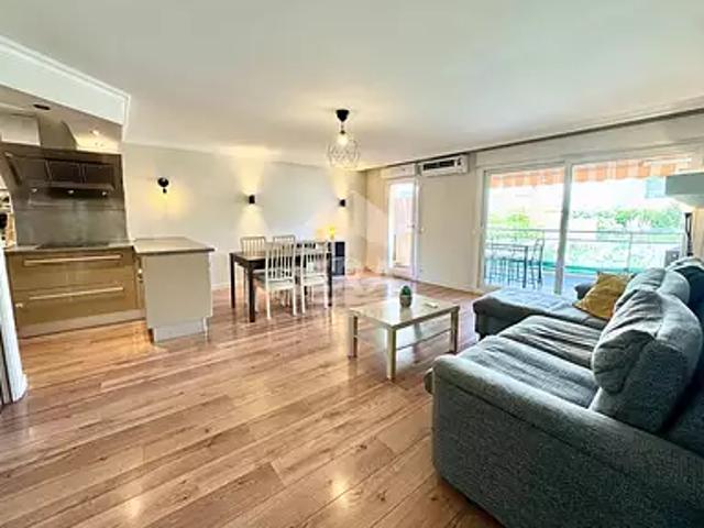 Le Cannet 06110 Achat / Vente appartement 3 pièces t3 piscine