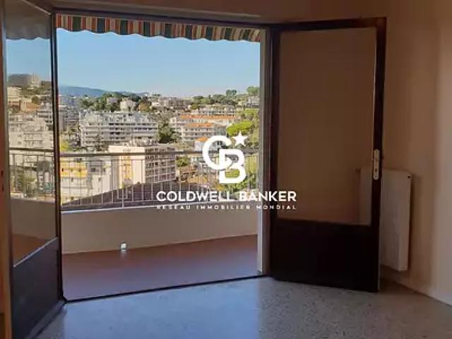 Le Cannet 06110 Achat / Vente appartement 1 pièce t1
