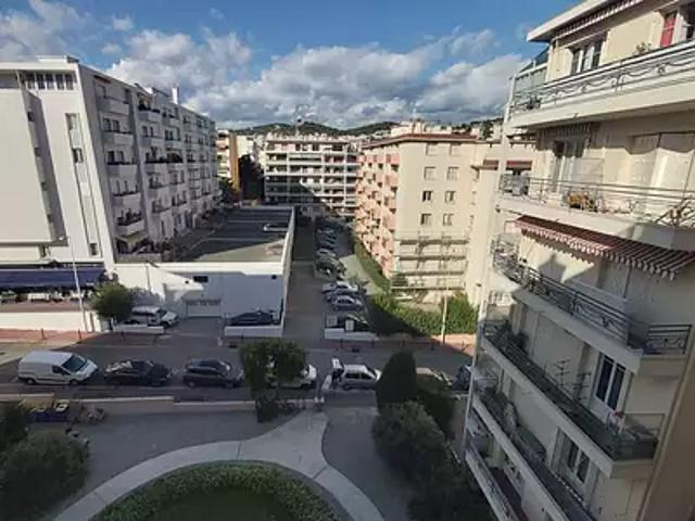 Le Cannet 06110 Achat / Vente appartement 1 pièce t1