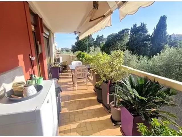 Le Cannet 06110 Achat / Vente appartement 2 pièces t2 terrasse cave