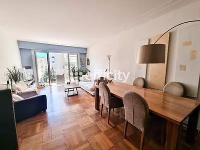 Le Cannet 06110 Achat / Vente appartement 4 pièces t4 cave balcon
