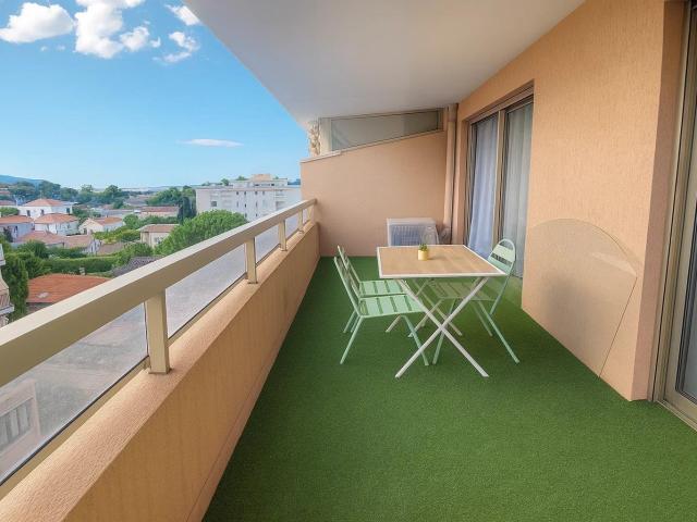 Le Cannet 2 pièces Résidence avec Piscine Terrasse G. 37m² Le Cannet
