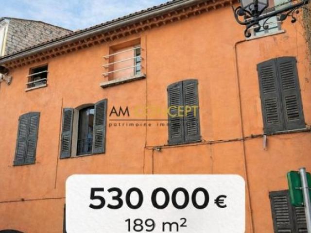 Le Cannet Centre historique | Immeuble à rénover fort