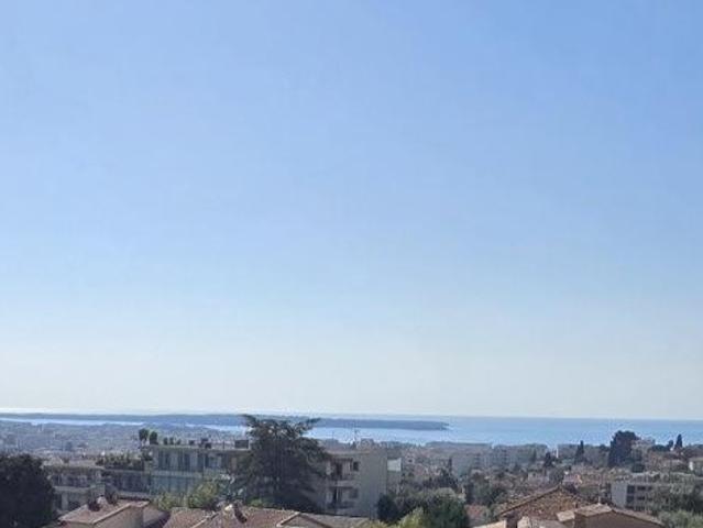 Le Cannet à vendre 4 pièces 94 m2 vue mer, cave et garage 94m² Le Cannet