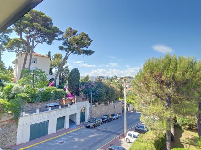 Le Cannet à vendre 4 pièces de 103 m2 avec terrasses au calm. 103m² Le Cannet