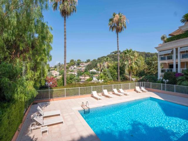 Le Cannet, Appartement 3 pièces avec aperçu mer à vendre