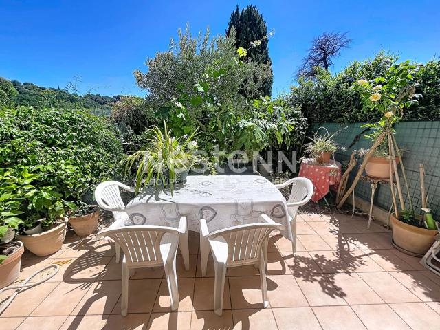 Le Cannet Garibondy, Maison 3 pièces, patio, jardinet Proc. 76m² Le Cannet