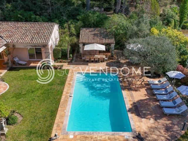 LE CANNET DOMAINE PRIVÉ VILLA DE CHARME A VENDRE