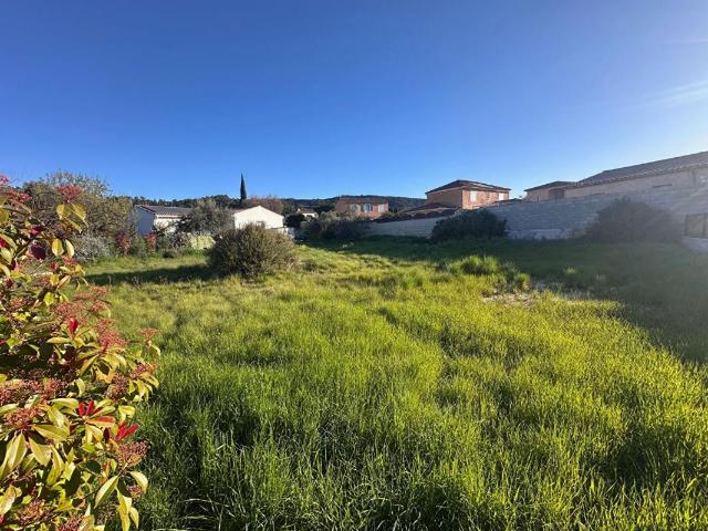 Le Cannet des Maures Terrain a bâtir Zone Urbaine UCa 751m²
