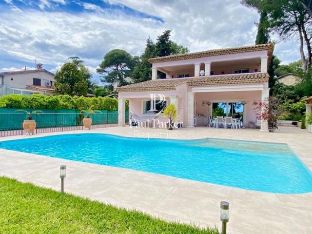 Le Cannet Élégante villa provençale avec piscine, nichée d. 140m² Le Cannet