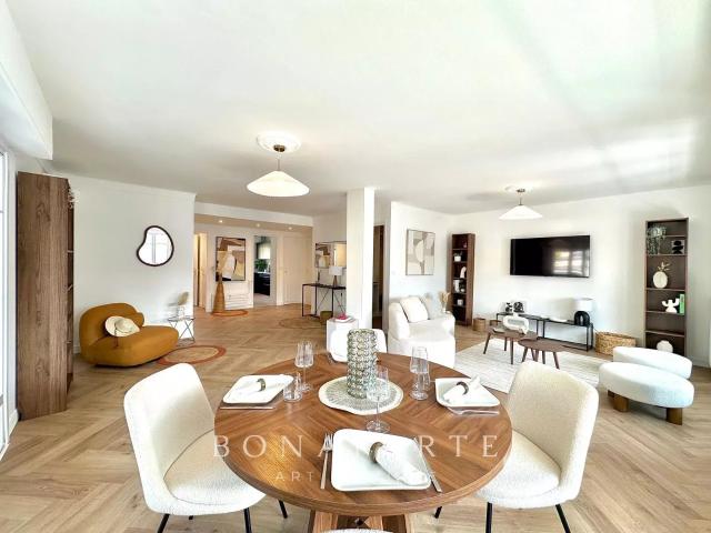 Le Cannet Mairie Appartement 3 Pieces Dernier Etage 86m² Le Cannet