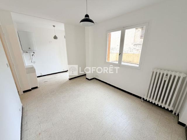 Le Cannet Proche Hopital: Studio 18 m² avec Terrasse 27 m²