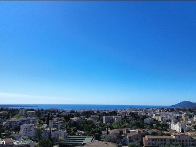 Le Cannet Rooftop d'exception avec vue panoramique 360° mer et montagne, parkings et caves
