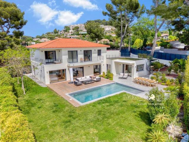 Le Cannet Residentiel Villa Moderne Vue Mer 228m² Le Cannet