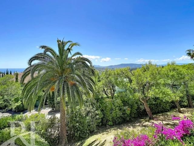 Le Cannet Victoria 3P de 83 m2 Vue mer et Esterel