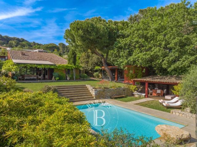 Le Cannet Villa D'architecte Vue Mer 188m² Le Cannet