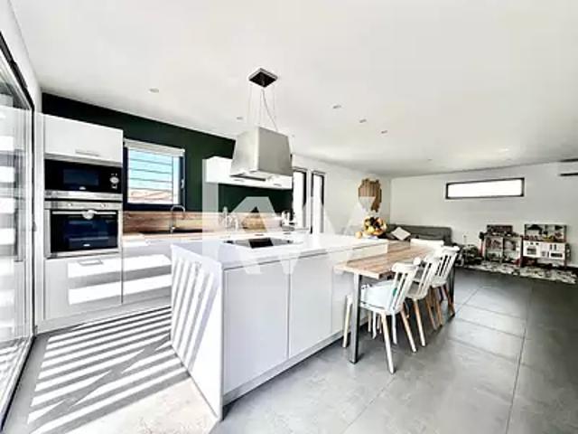 Le Cailar 30740 Achat / Vente maison 5 pièces t5 parking