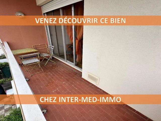 Le Cap d'Agde 34300 Centre Port dans résidence sécurisée à deux