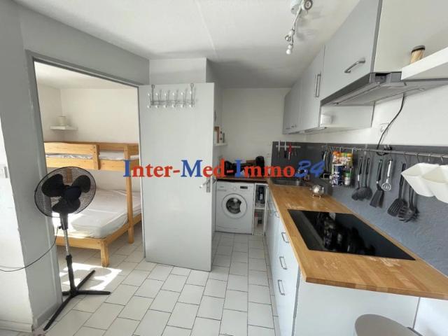 A Vendre Le Cap d'Agde 34300 Quartier avant Port proche de la Conque Appartement 2 pièces dans Résidence avec piscine et ascenseur
