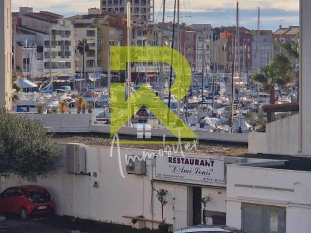 LE CAP D'AGDE Studio cabine centre port