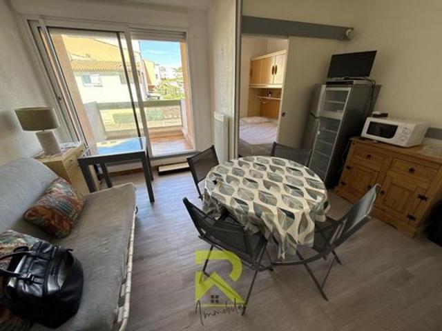 Le Cap d'Agde Port, Plage à pied appartement chambre cabin