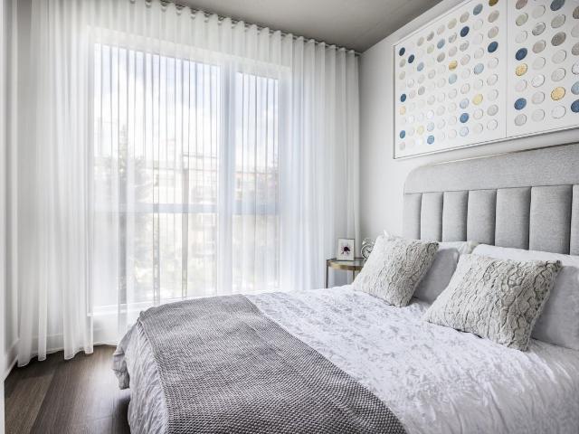 Le Carlyle 1 Bedroom Apartment for Rent at 815 Av Plymouth, Mont Royal, QC H4P 0C6