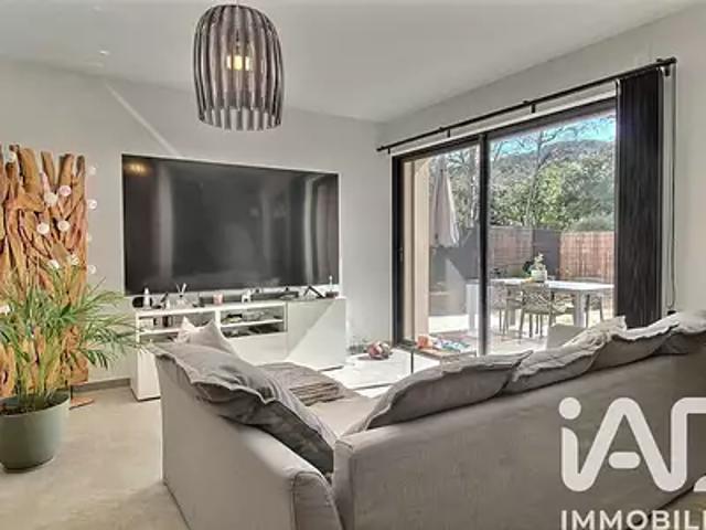 Le Castellet 83330 Achat / Vente appartement 3 pièces t3 parking