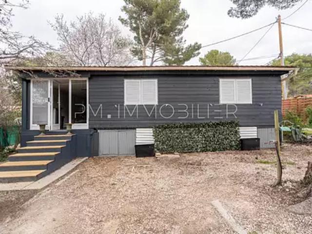 Le Castellet 83330 Achat / Vente divers 2 pièces