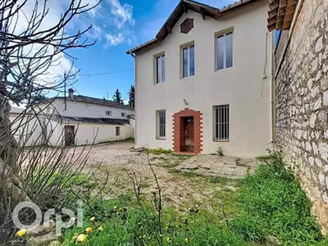 Le Castellet 83330 Achat / Vente maison 4 pièces t4 jardin