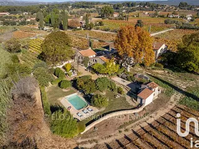 Le Castellet 83330 Achat / Vente maison 5 pièces t5 piscine terrasse