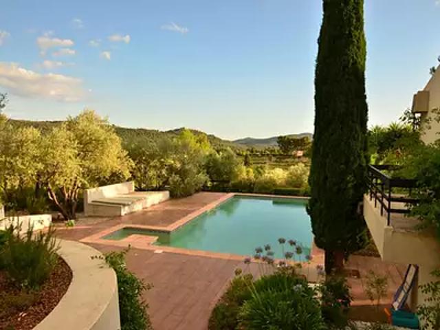 Le Castellet 83330 Achat / Vente maison 8 pièces t8 piscine