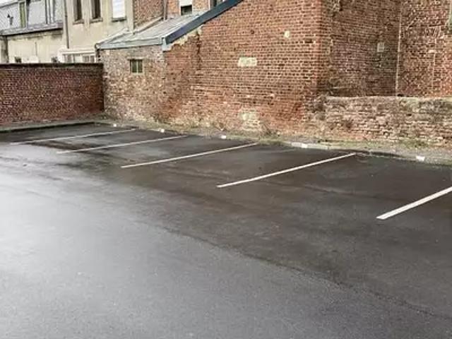 Le Cateau Cambrésis 59360 Location parking