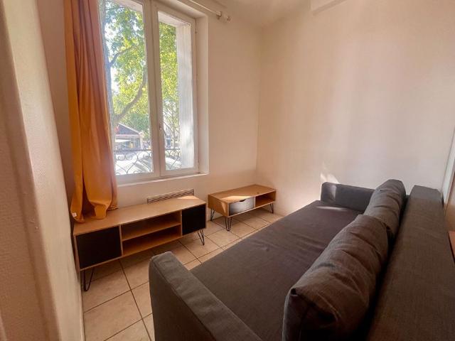 LE CDG Location Appartement poitiers: 0 m2
