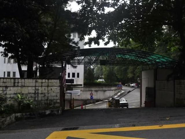 Le Chateau, Seputeh