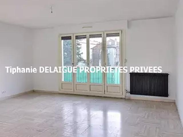 Le Chambon Feugerolles 42500 Achat / Vente appartement 4 pièces t4 au dernier étage cave
