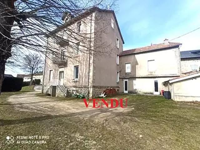 Le Chambon sur Lignon 43400 Achat / Vente immeuble