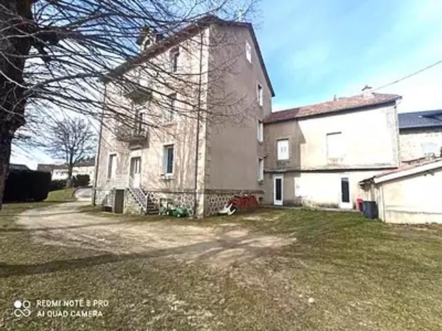Le Chambon sur Lignon 43400 Achat / Vente immeuble