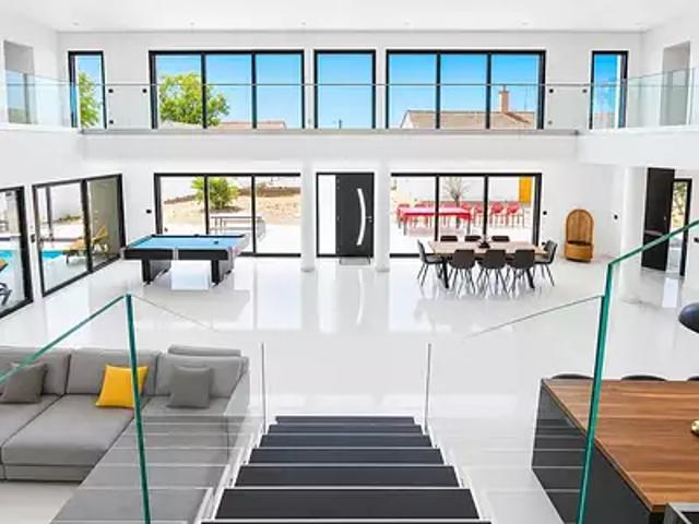 Le Cheix 63200 Achat / Vente maison 8 pièces t8 piscine jardin
