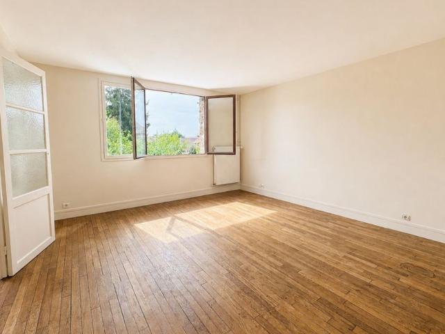 LE CHESNAY LOCATION APPARTEMENT 3 PIECES 2 CHAMBRES