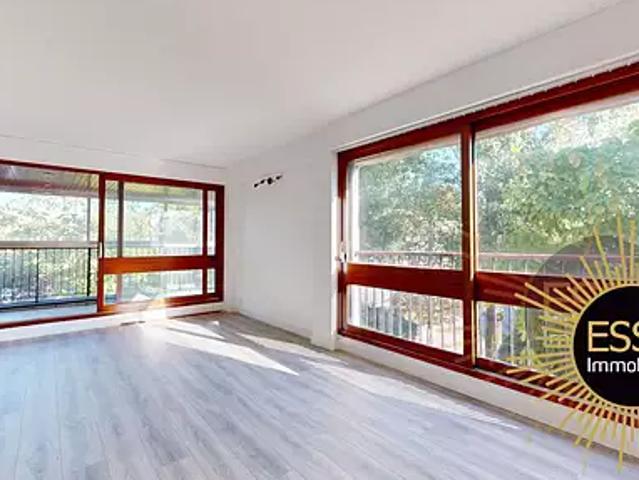 Le Chesnay Rocquencourt 78150 Achat / Vente appartement 5 pièces t5 piscine terrasse