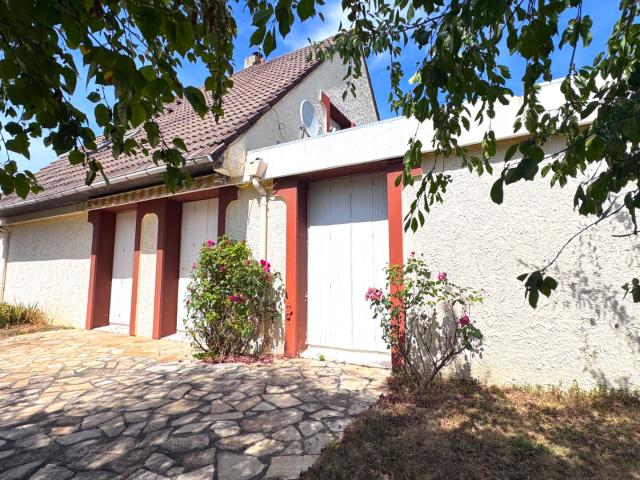 Le confort d'une maison familiale avec chambre au rez de chaussée !