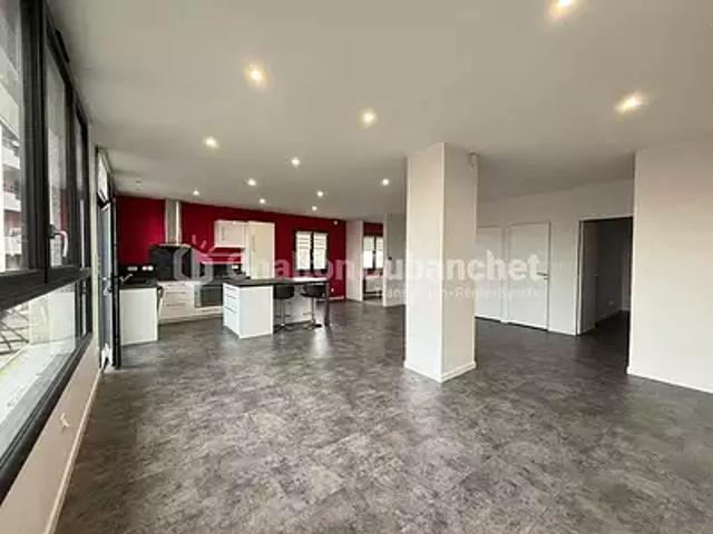 Le Coteau 42120 Location appartement 3 pièces t3 au dernier étage terrasse